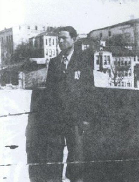 Dosya:Yusuf Ahiskali 1929.jpg